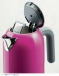 DeLonghi KMix Kettle in pink magenta with top popped up